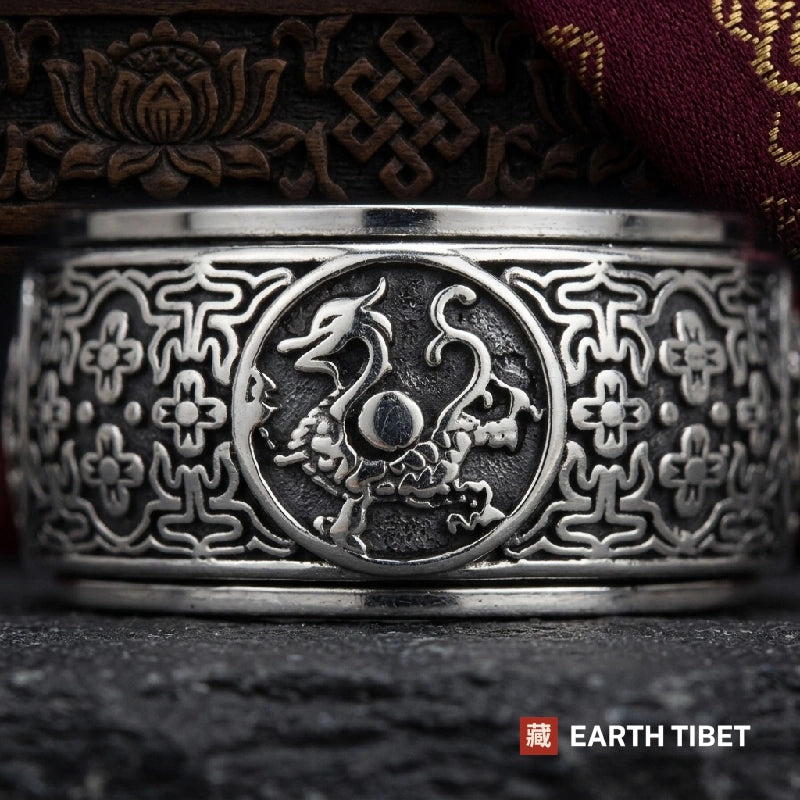 Close up of the azure dragon medallion with its pearl on the Four Guardians spinner ring