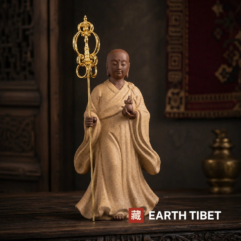 Close up of the six rings on the khakkhara staff of the Ksitigarbha statue