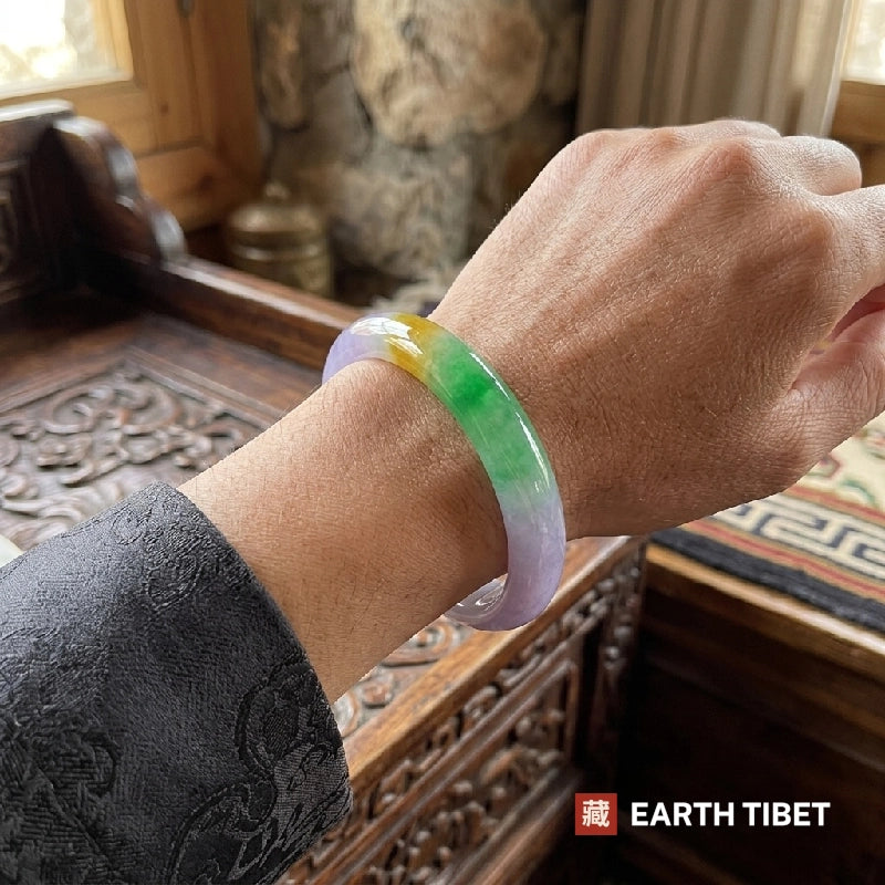 Tricolour bangle worn on the wrist
