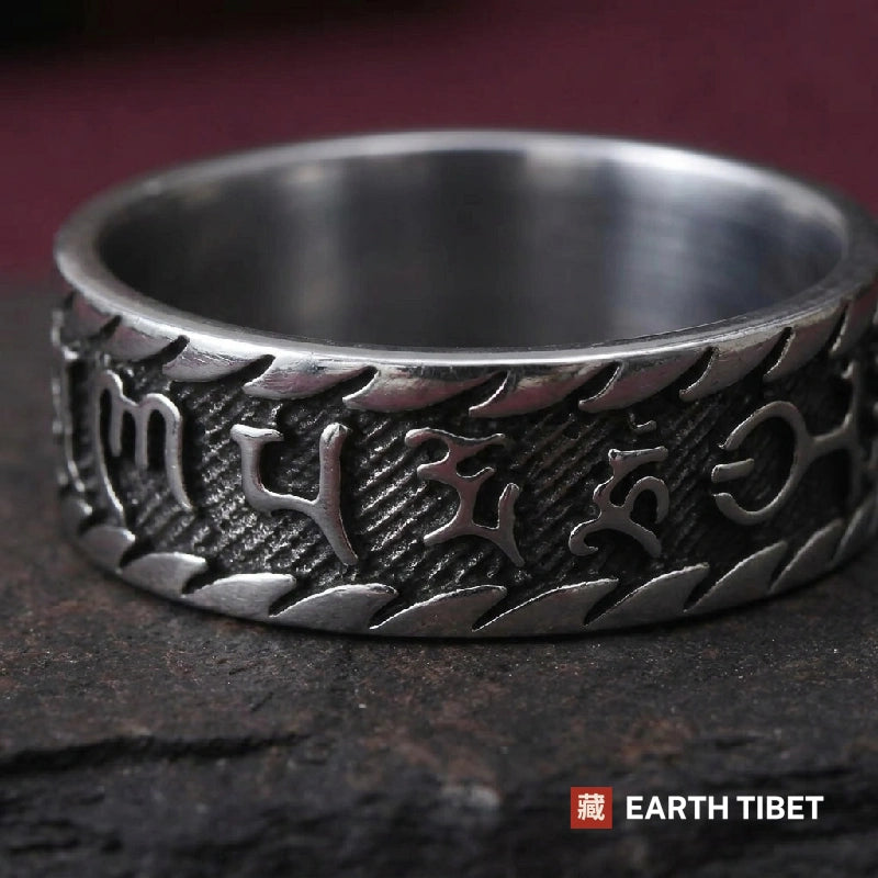 Om Mani Padme Hum Mantra Ring