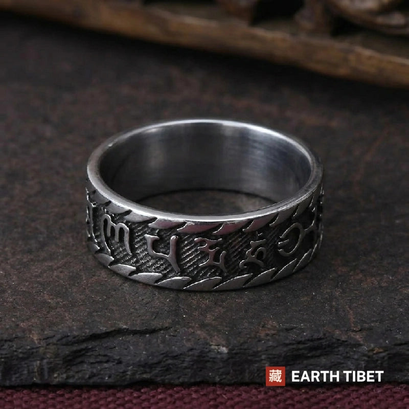 Om Mani Padme Hum Mantra Ring